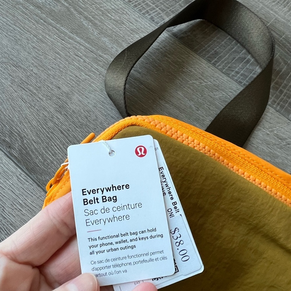 OG Lululemon Everywhere Belt Bag in Gold Spice / Clementine - Picture 7 of 13